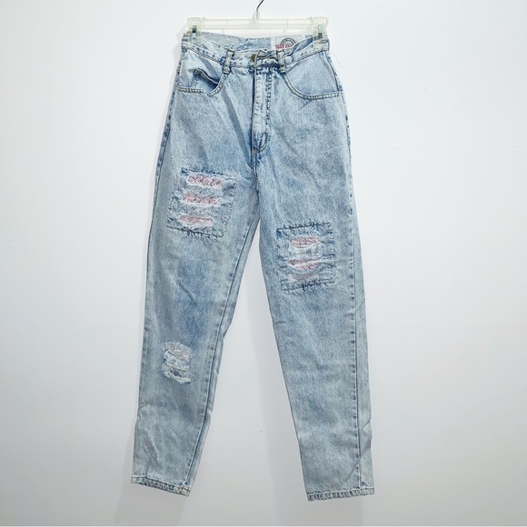 NOT GUILTY High-Waisted Ripped Mom Jeans Light Blue Denim Size 7/8 - Picture 1 of 6